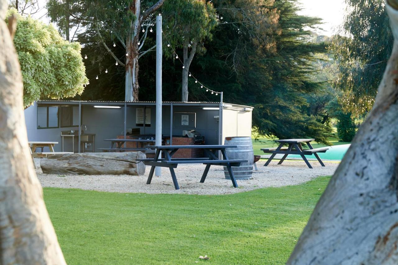 Pine Country Caravan Park Mount Gambier Bagian luar foto